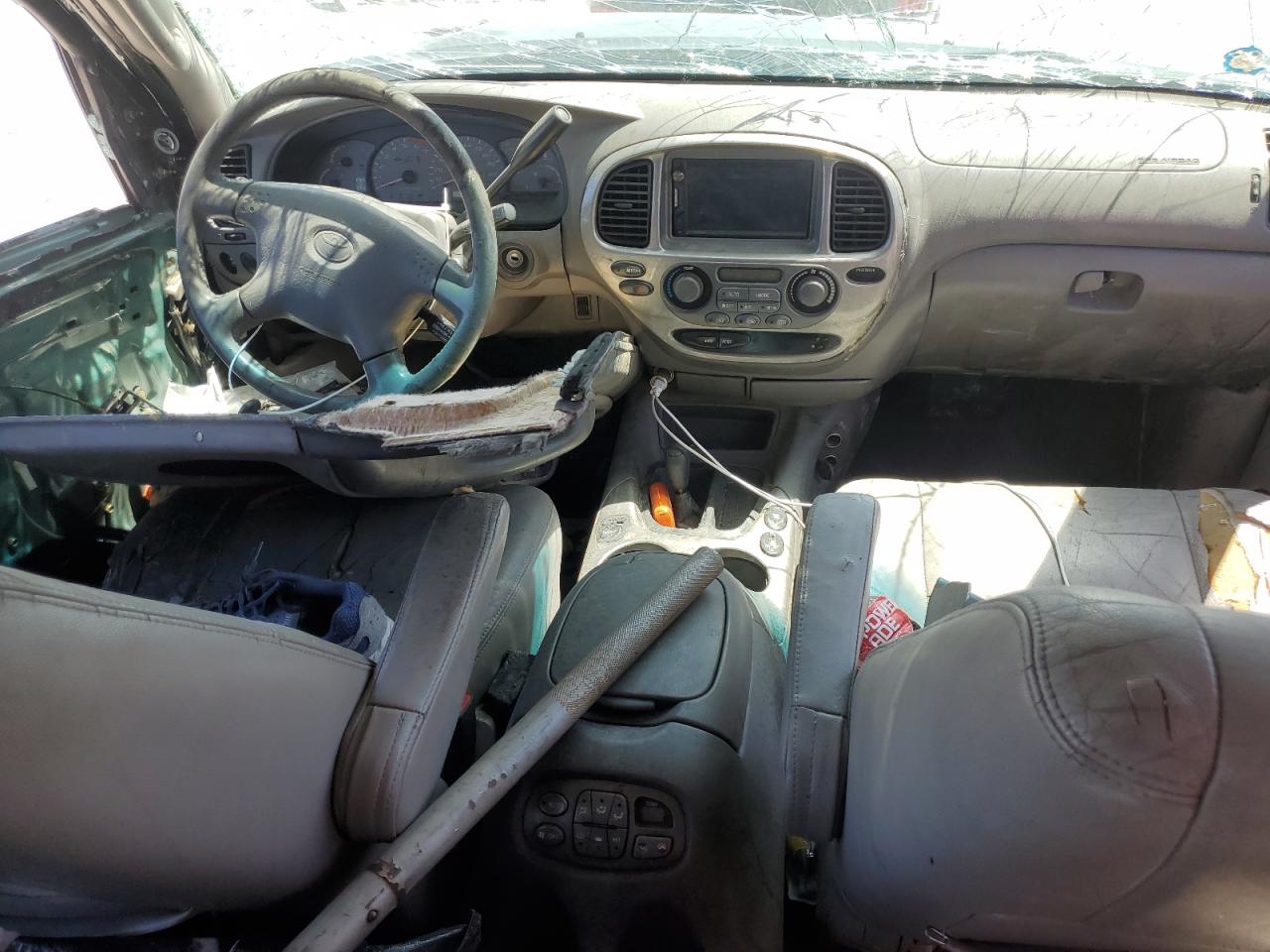 2001 Toyota Sequoia Limited VIN: 5TDBT48A41S048460 Lot: 67321275