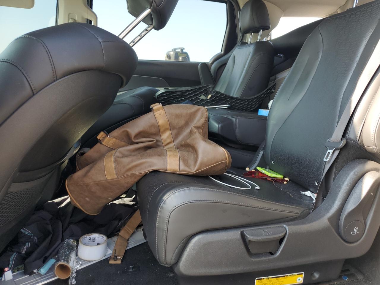 2022 Kia Carnival Lx VIN: KNDNB4H36N6117804 Lot: 68737685