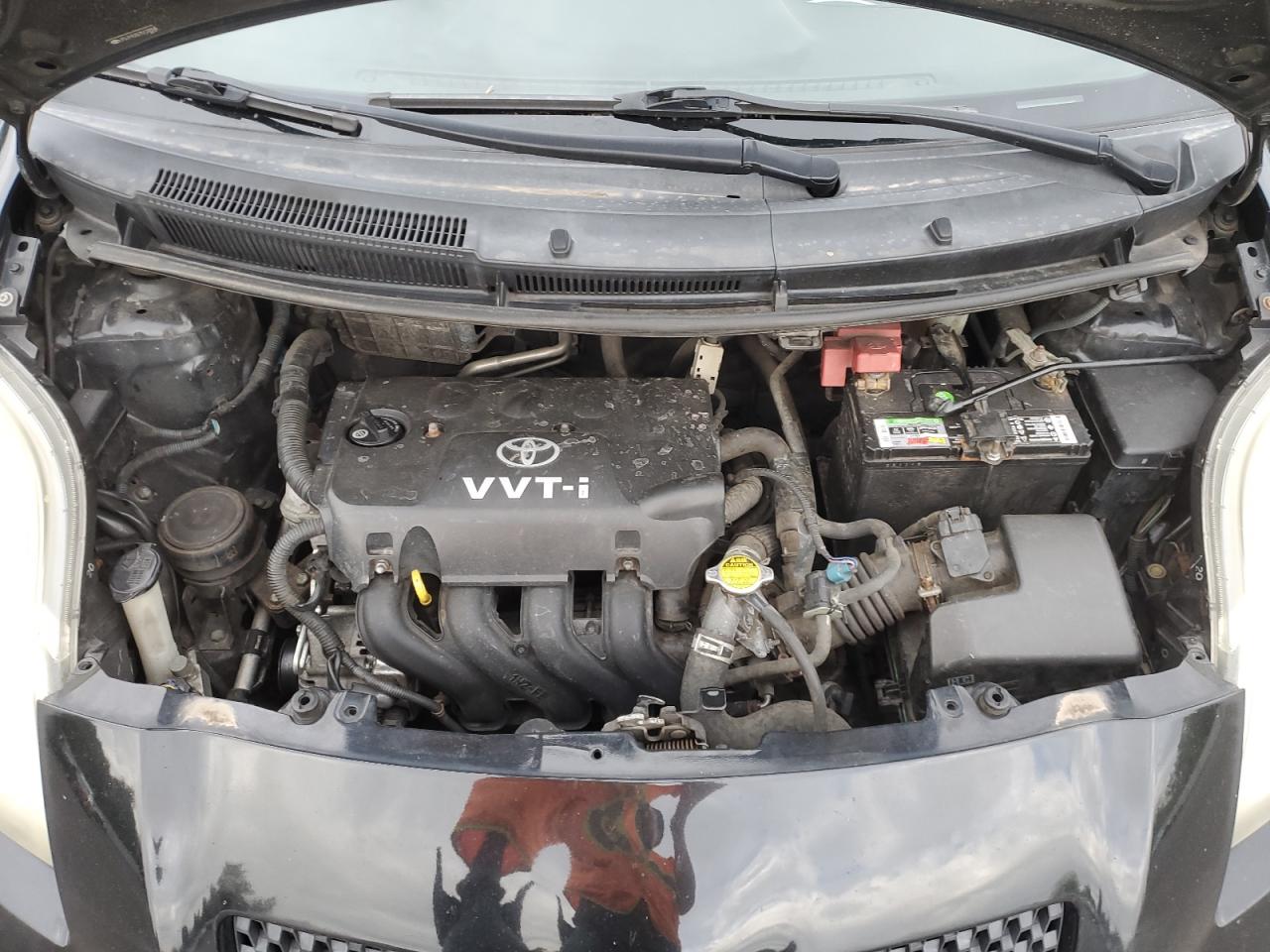 2007 Toyota Yaris VIN: JTDJT923275123058 Lot: 69287575