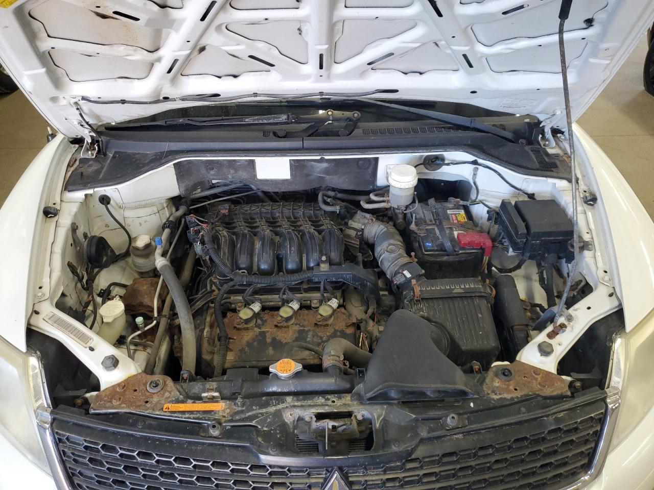 2011 Mitsubishi Endeavor Ls VIN: 4A4JN2AS4BE027556 Lot: 67190515