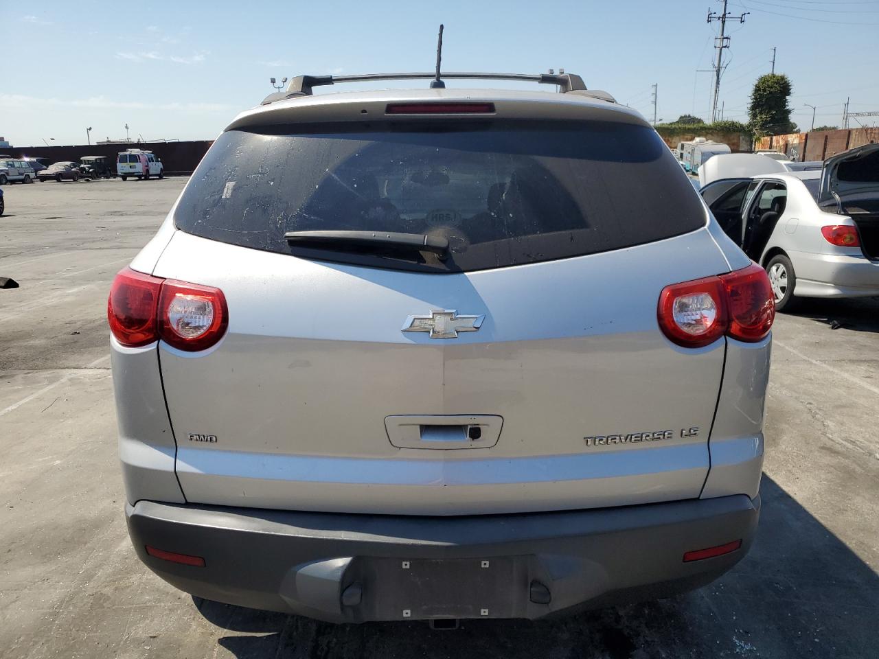 2011 Chevrolet Traverse Ls VIN: 1GNKVEED7BJ140537 Lot: 68221995