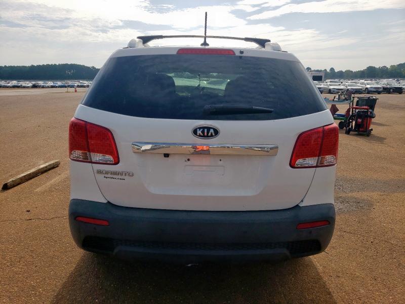  KIA SORENTO 2013 Biały