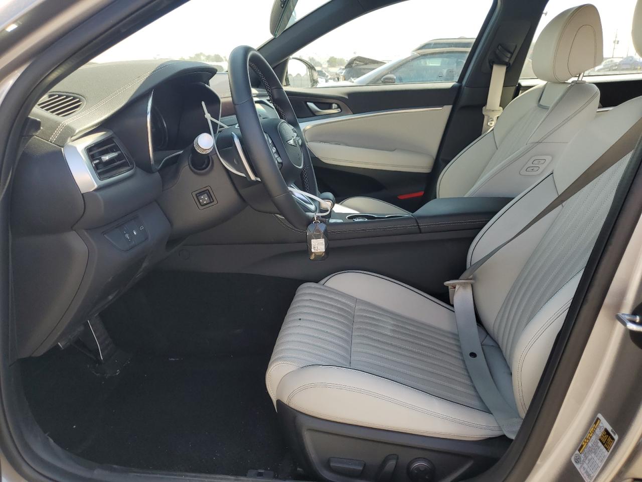 2025 Genesis G70 Base VIN: KMTG34SC2SU146451 Lot: 67270175