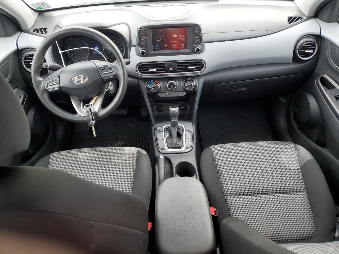 2019 Hyundai Kona Se VIN: KM8K12AA8KU325883 Lot: 68517345
