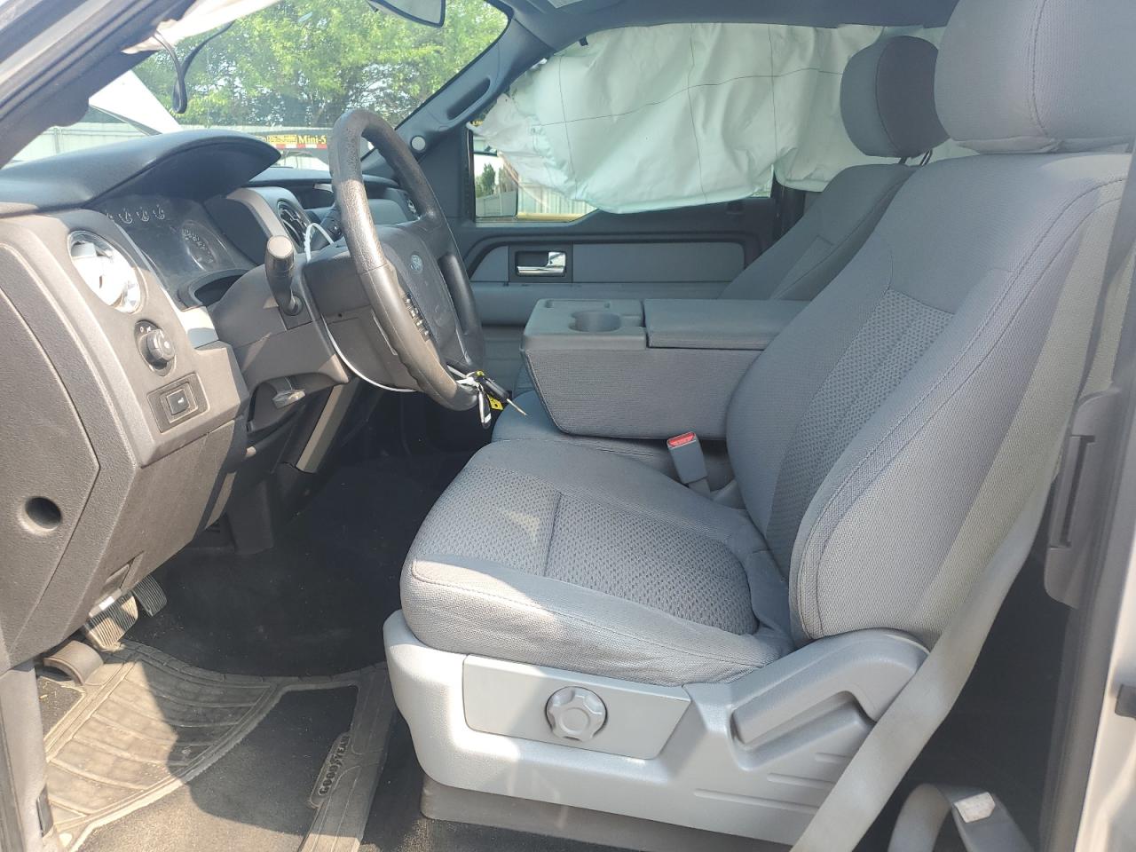 2012 Ford F150 Super Cab VIN: 1FTFX1EF3CFB89267 Lot: 69203925