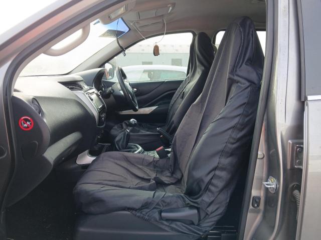 2017 NISSAN NAVARA DOUBLE CAB PICK UP TEKNA 2.3DCI 190 4WD