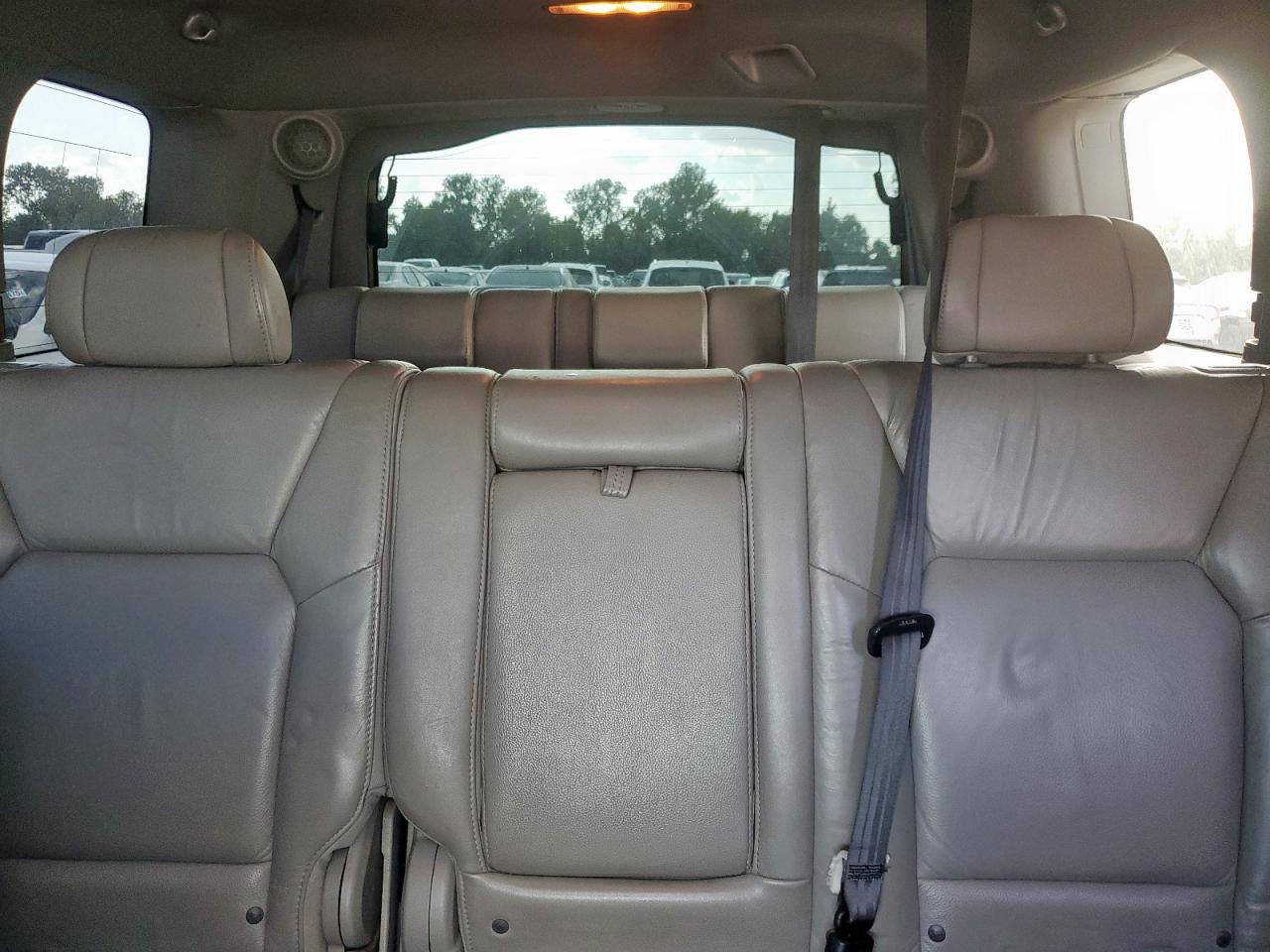 2011 Honda Pilot Touring VIN: 5FNYF3H98BB029742 Lot: 70890845