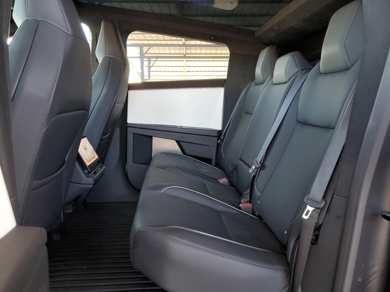 2024 Tesla Cybertruck VIN: 7G2CEHED0RA014420 Lot: 69673615