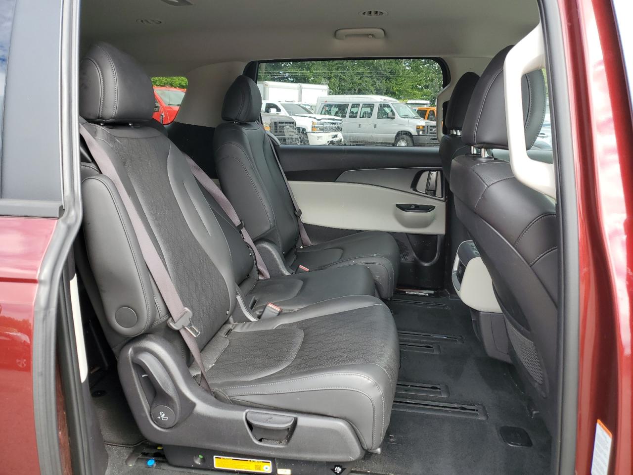 2024 Kia Carnival Lx VIN: KNDNB4H39R6441500 Lot: 70852085
