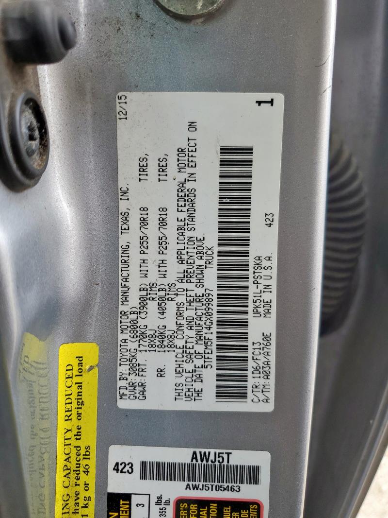 2016 TOYOTA TUNDRA CREWMAX SR5  