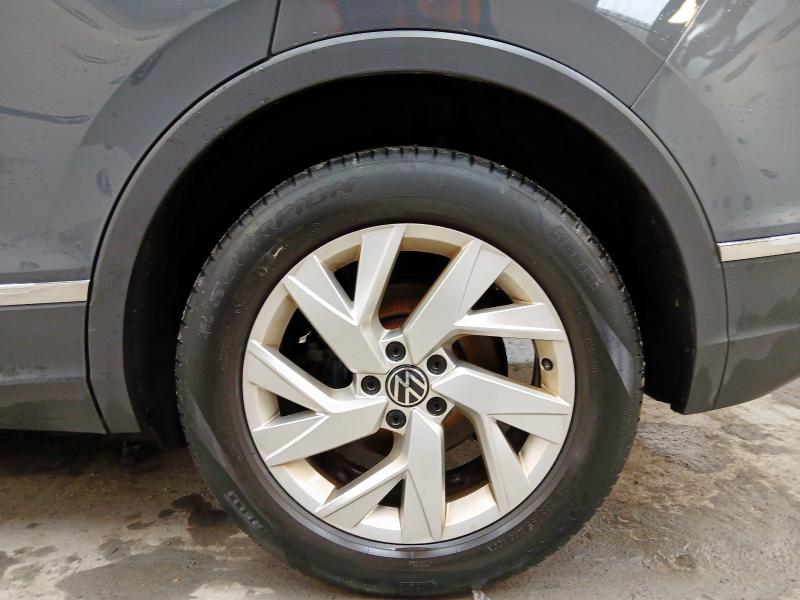 2022 VOLKSWAGEN TIGUAN LIFE