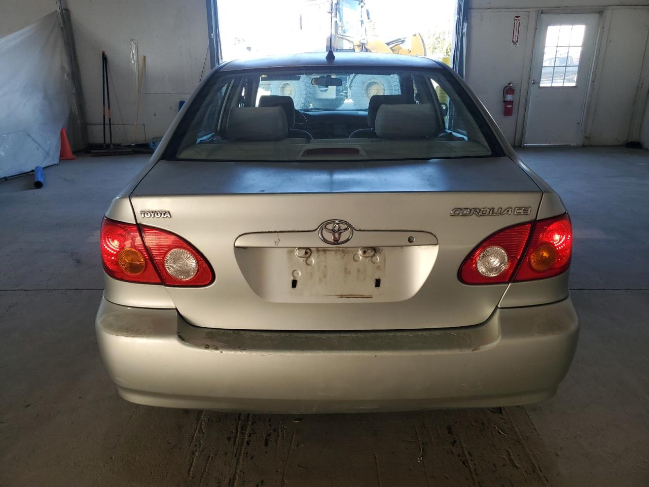 2003 Toyota Corolla Ce VIN: JTDBR32E230008128 Lot: 70367635