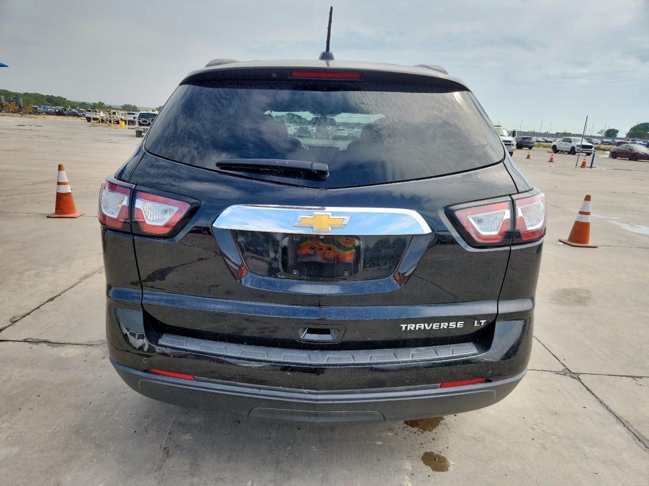 2016 Chevrolet Traverse Lt VIN: 1GNKRGKD4GJ135856 Lot: 69449045