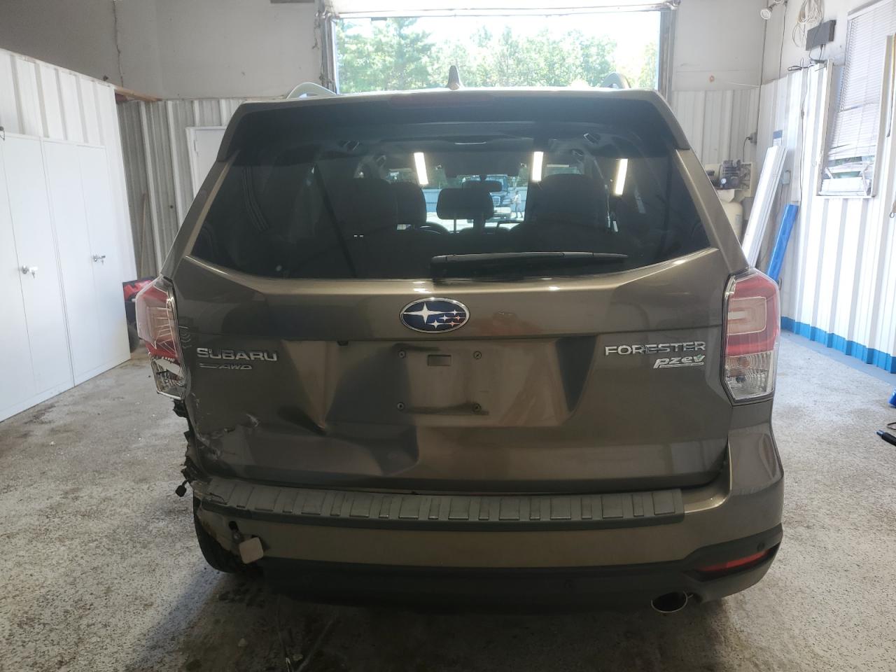 2017 Subaru Forester 2.5I Touring VIN: JF2SJAWC9HH534402 Lot: 68776805