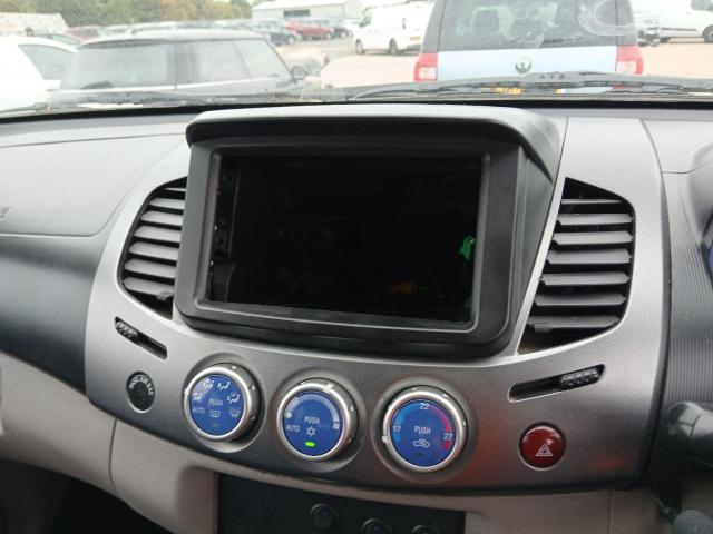 2006 MITSUBISHI L200 ANIMAL DI-D D/C 