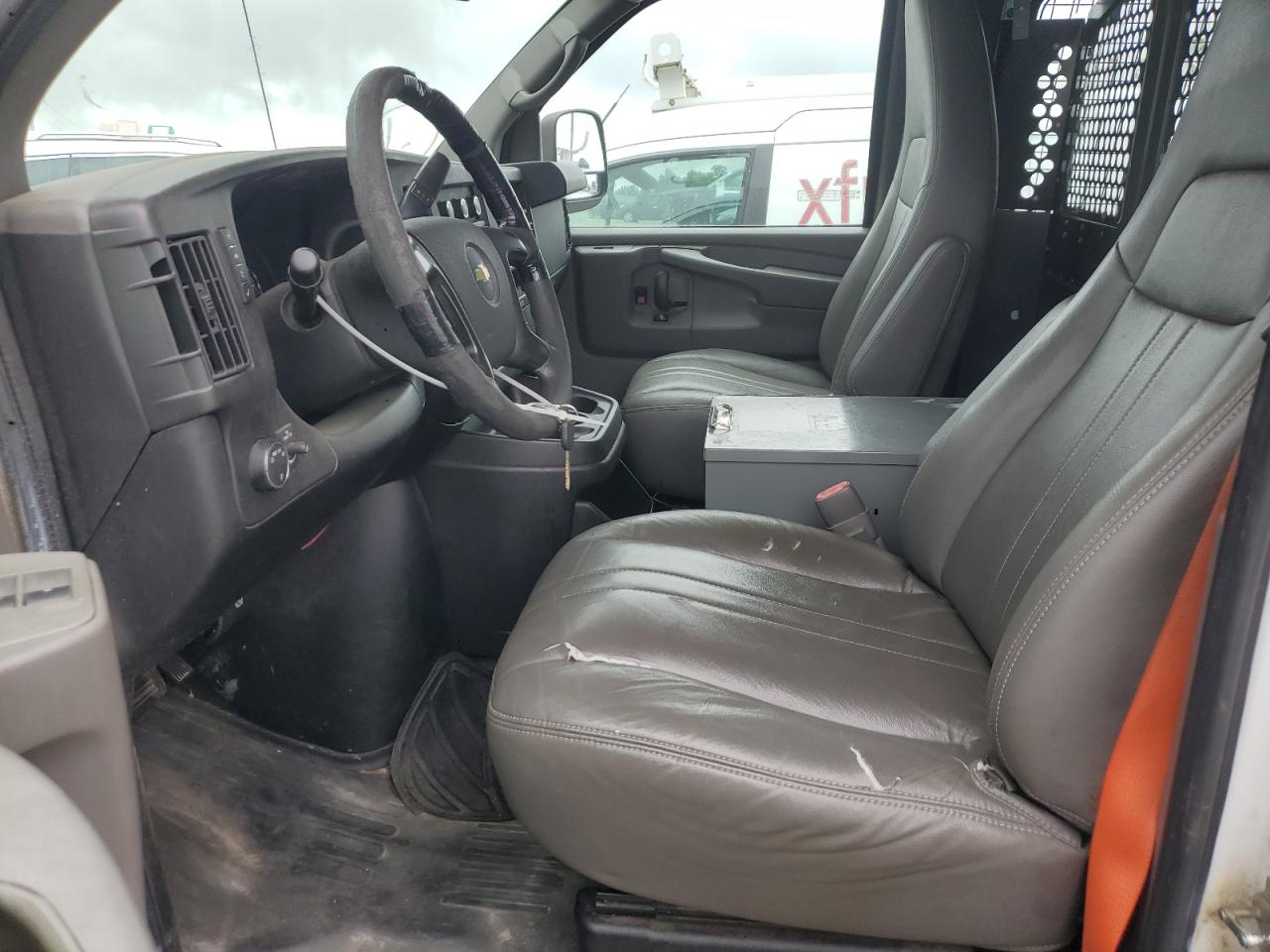 2014 Chevrolet Express G2500 VIN: 1GCWGFCB2E1131664 Lot: 52378595