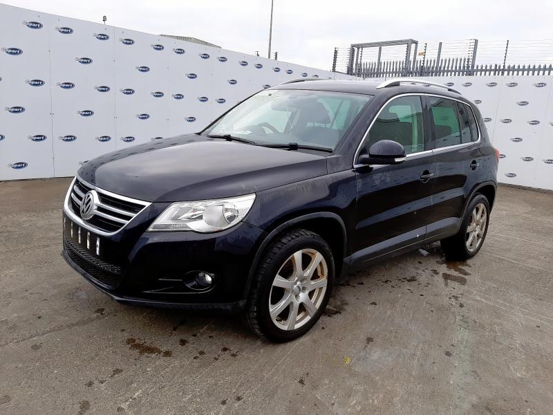 2008 VOLKSWAGEN TIGUAN SPORT TDI 140  for sale at Copart WHITBURN