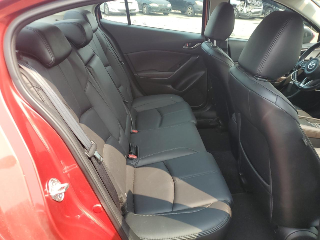 2018 Mazda 3 Touring VIN: 3MZBN1V3XJM267614 Lot: 67536365