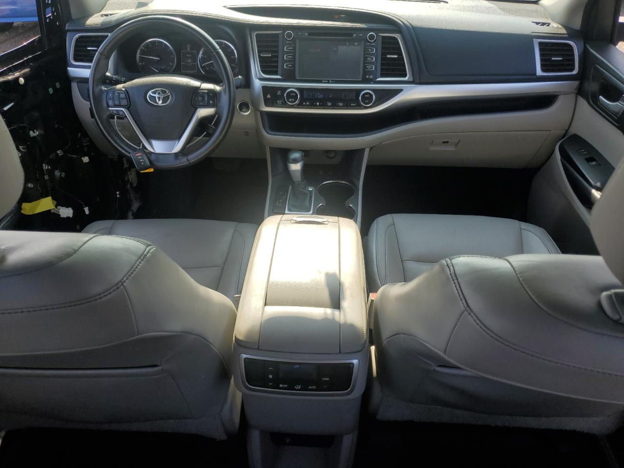 2015 Toyota Highlander Xle VIN: 5TDJKRFH8FS166546 Lot: 65978105