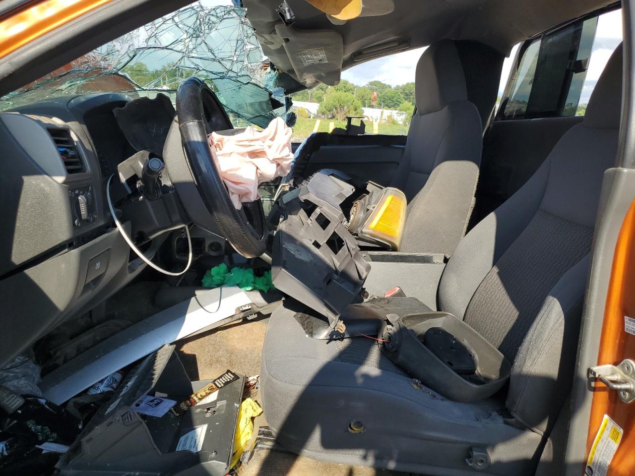 2006 Chevrolet Colorado VIN: 1GCDS146668261756 Lot: 68440025