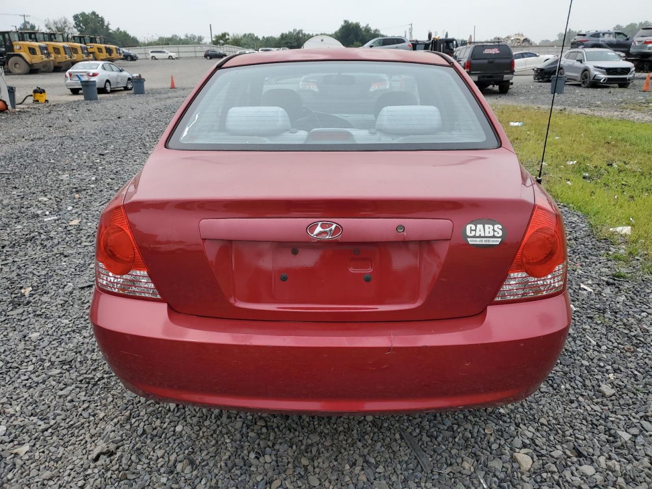 2005 Hyundai Elantra Gls VIN: KMHDN46D05U984198 Lot: 67366335