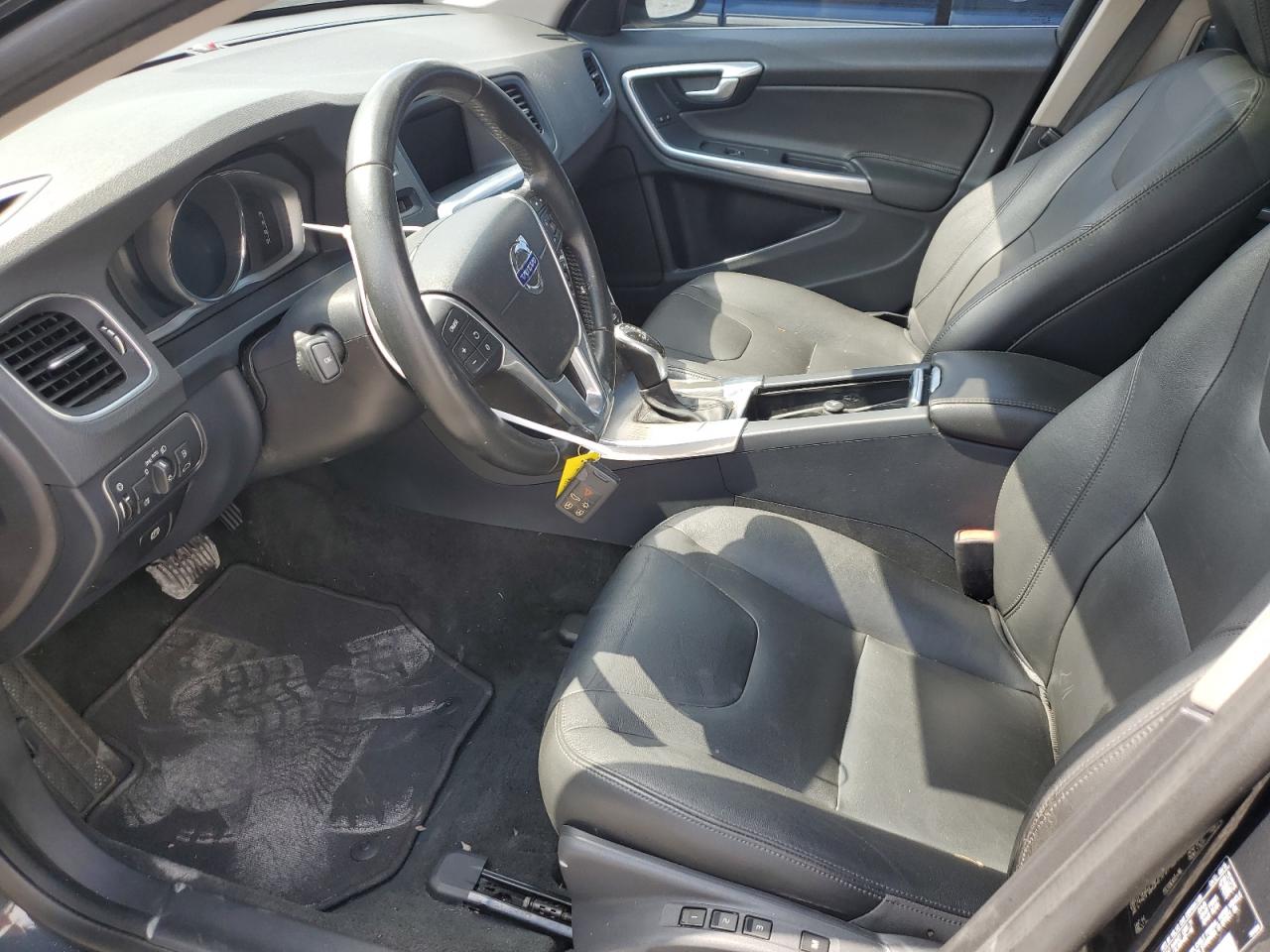 2016 Volvo S60 Premier VIN: YV126MFK0G2401547 Lot: 69288655