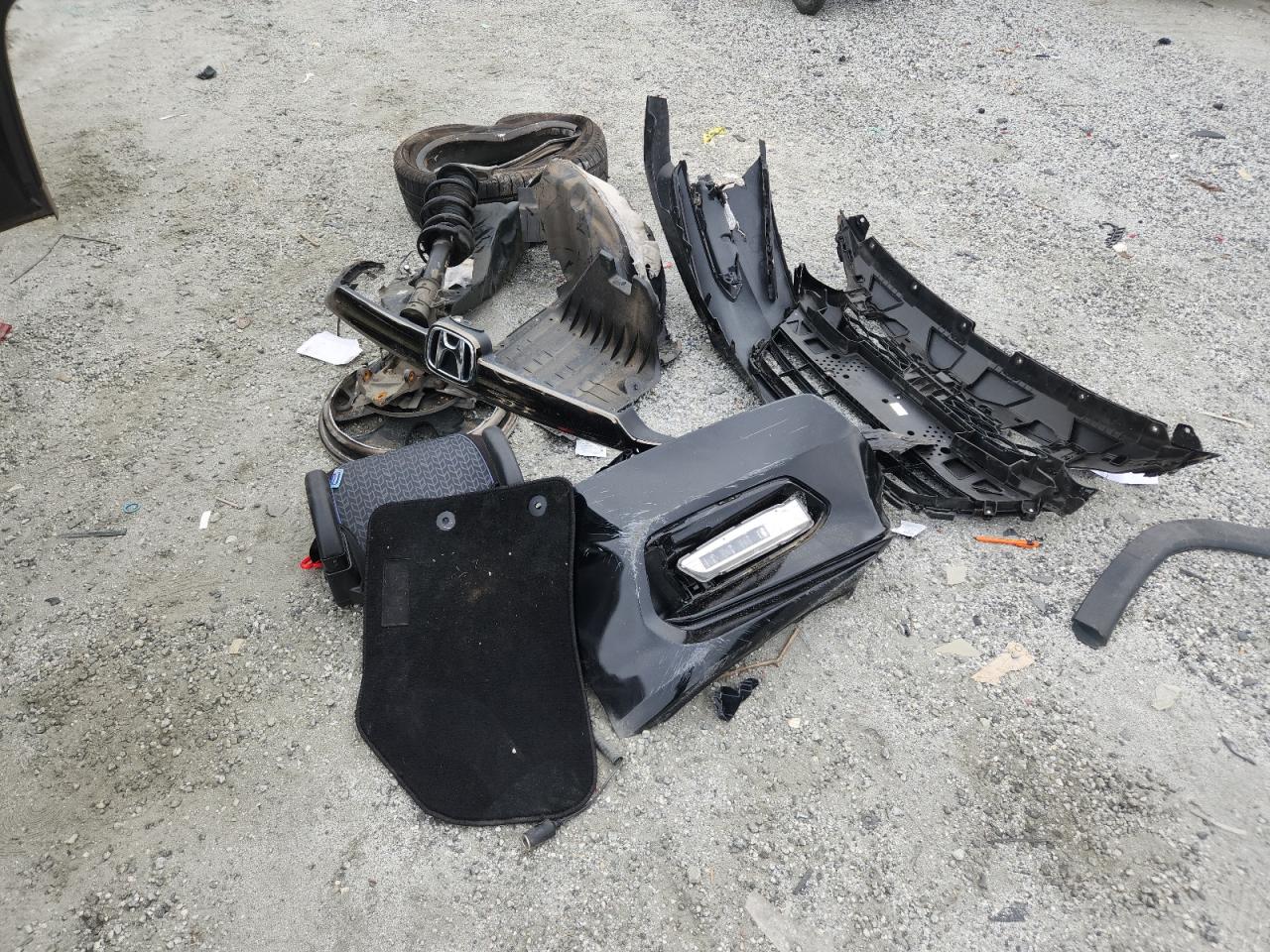 2018 Jeep Compass Limited VIN: 3C4NJCCB8JT205183 Lot: 69580225