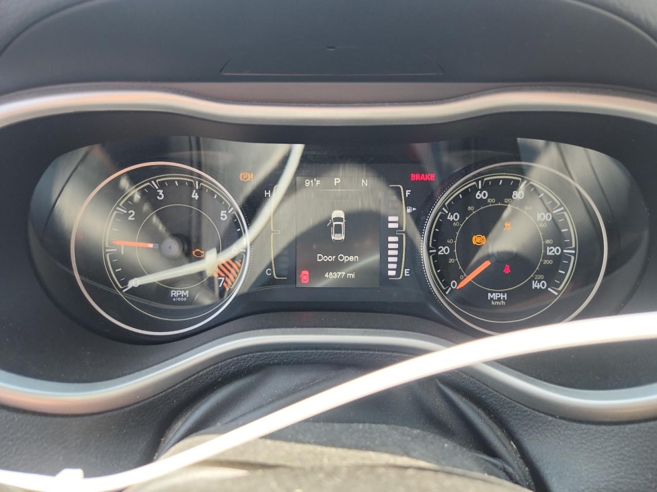 2015 Jeep Cherokee Latitude VIN: 1C4PJLCB3FW505854 Lot: 70677105