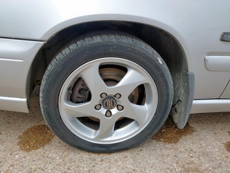 1999 VOLVO V70 SE T5