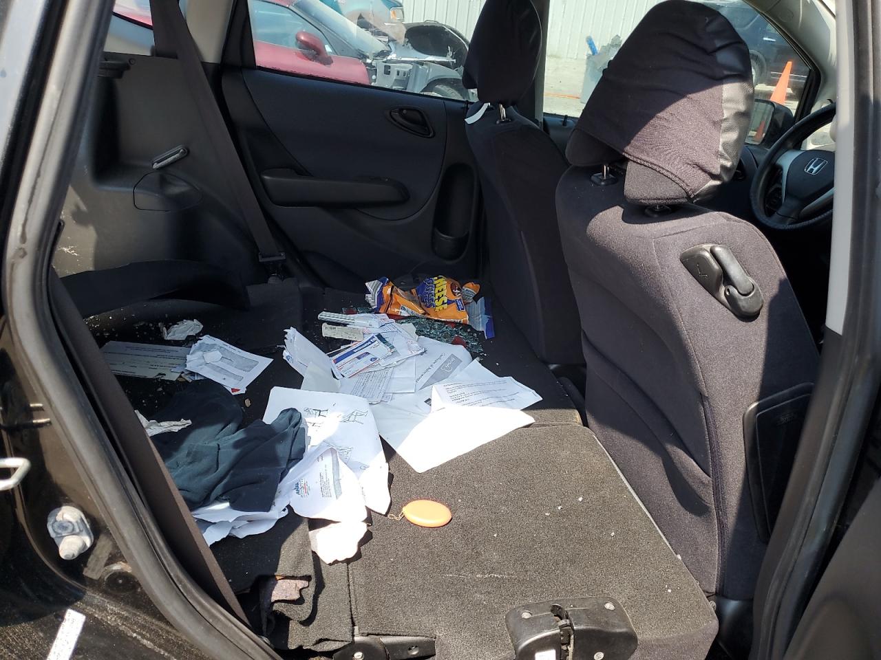 2008 Honda Fit VIN: JHMGD37418S012945 Lot: 69379805