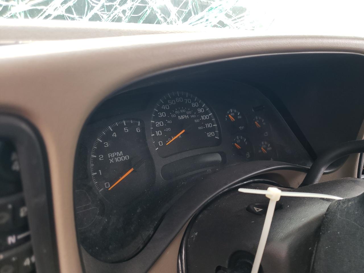 2005 Chevrolet Tahoe C1500 VIN: 1GNEC13T85R126478 Lot: 68149765