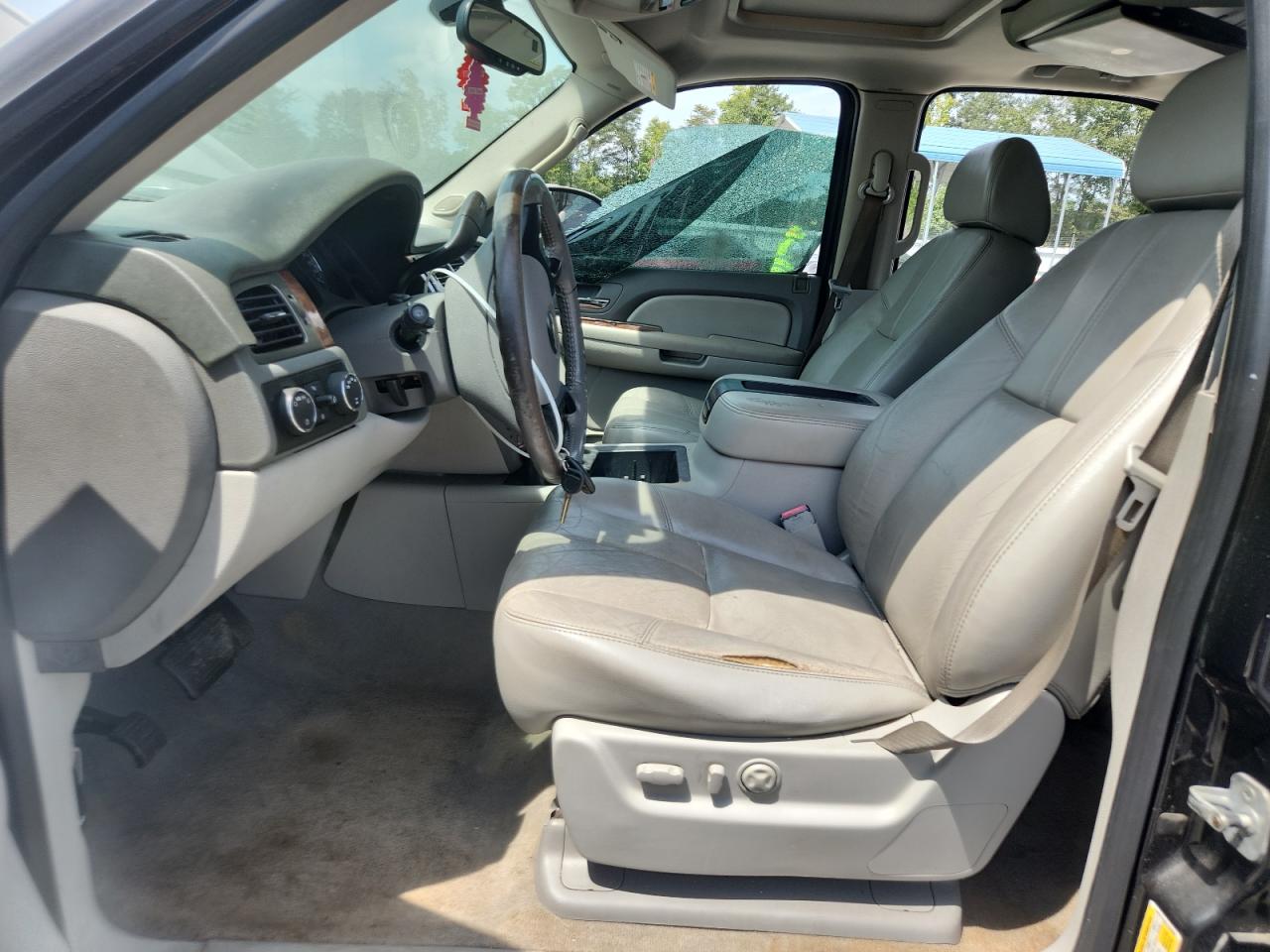 2007 Chevrolet Tahoe K1500 VIN: 1GNFK13057J133936 Lot: 70026215