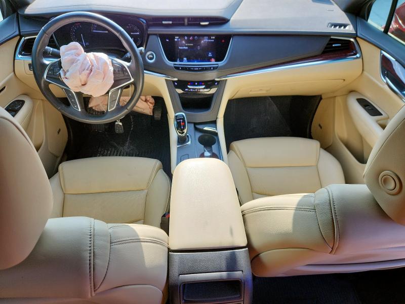  CADILLAC XT5 2019 Красный