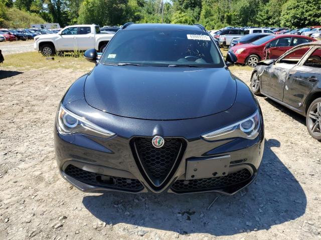 ALFA ROMEO STELVIO 2022 Czarny