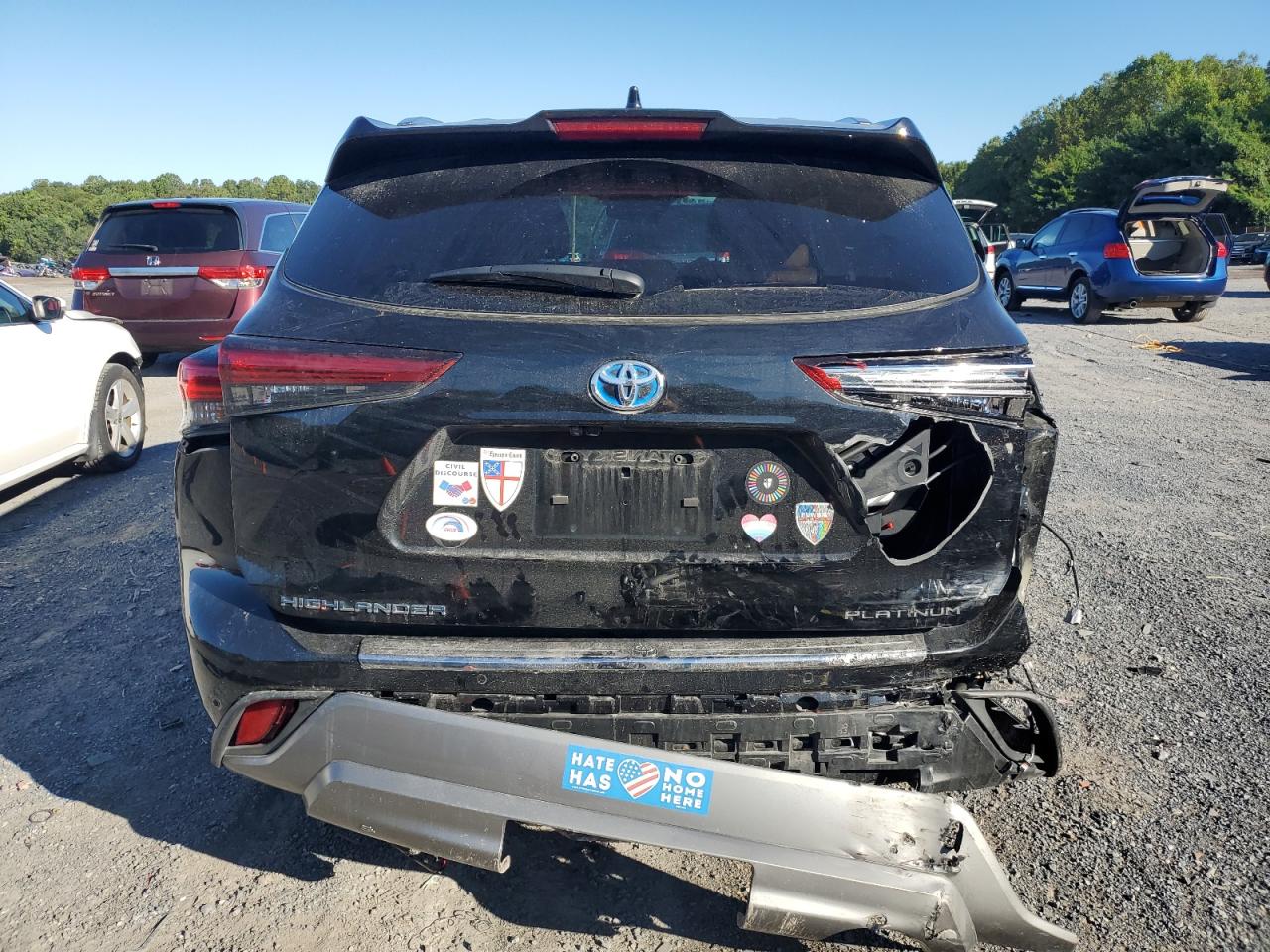 2022 Toyota Highlander Hybrid Platinum VIN: 5TDEBRCH9NS084863 Lot: 70062805