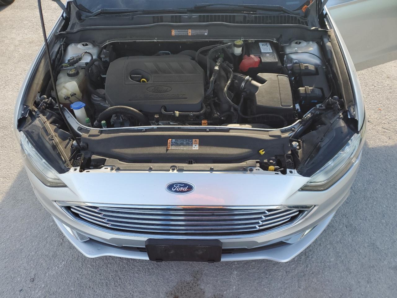 2017 Ford Fusion Se VIN: 3FA6P0HDXHR335393 Lot: 71013975