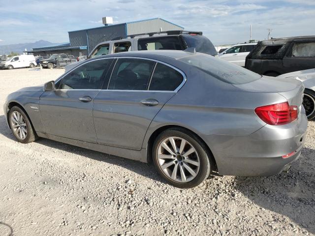 Sedans BMW 5 SERIES 2012 Srebrny