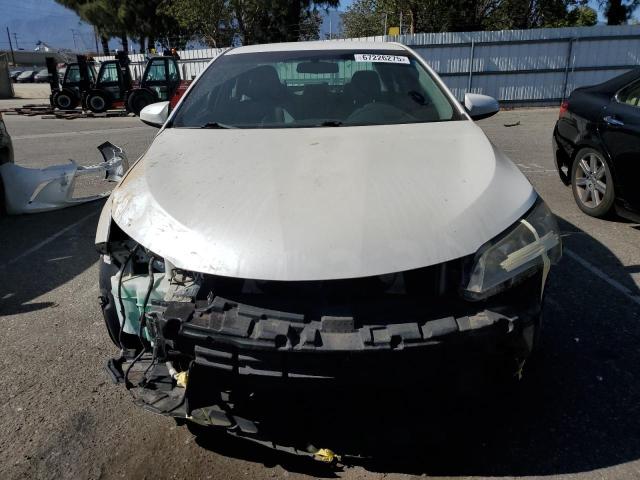 Sedans TOYOTA CAMRY 2015 White
