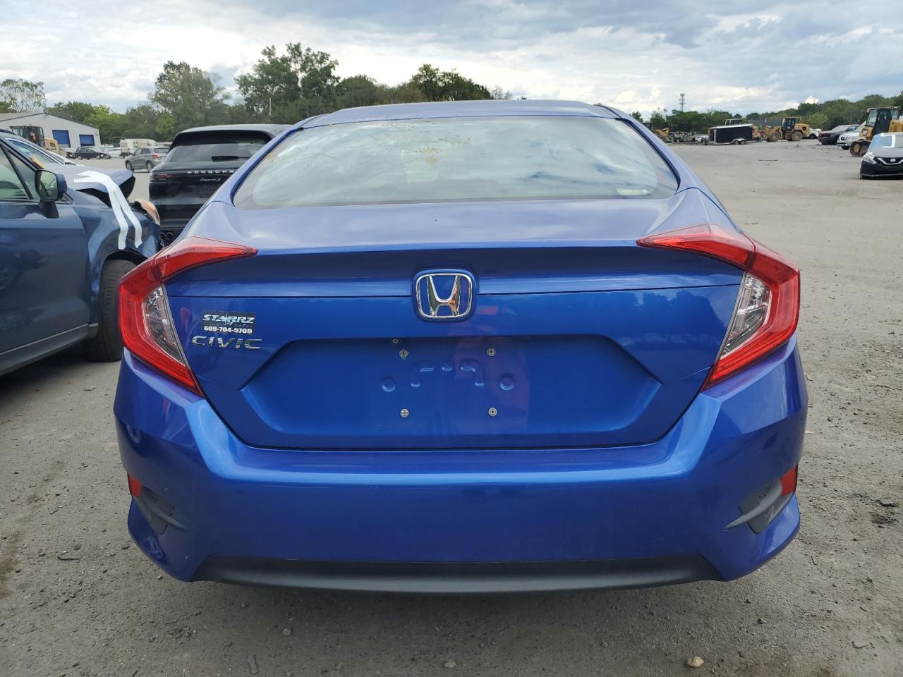 2018 Honda Civic Lx VIN: 19XFC2F51JE011033 Lot: 69997365
