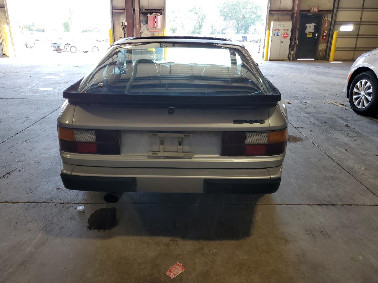 1984 Porsche 944 VIN: WP0AA0942EN465607 Lot: 68647485