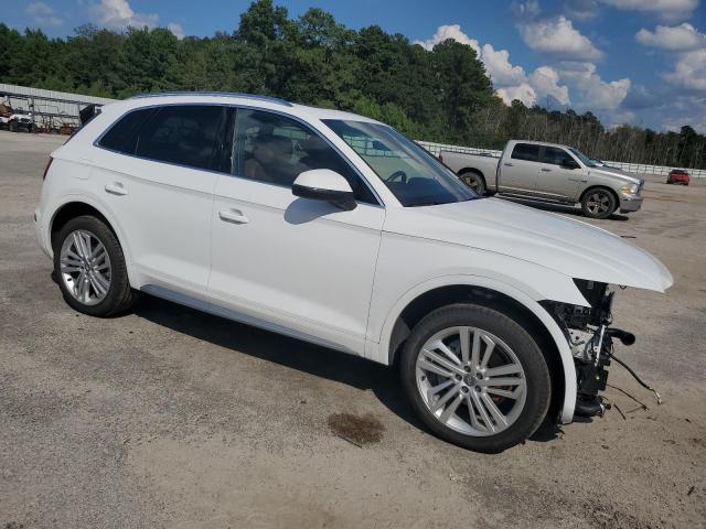  AUDI Q5 2019 Белы