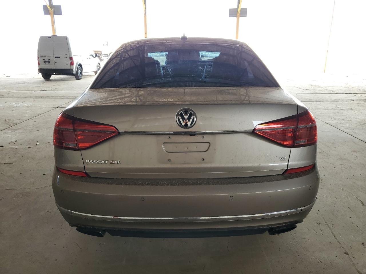 2016 Volkswagen Passat Sel Premium VIN: 1VWCM7A38GC020649 Lot: 70126905