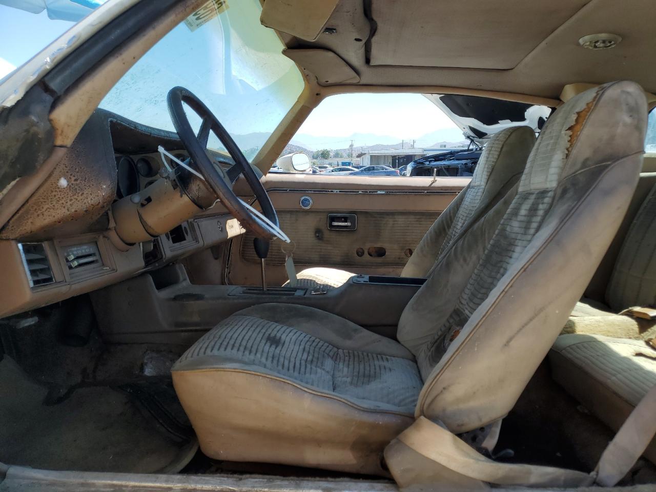 1977 Chevrolet Camaro VIN: 1S87U7L586199 Lot: 69465935