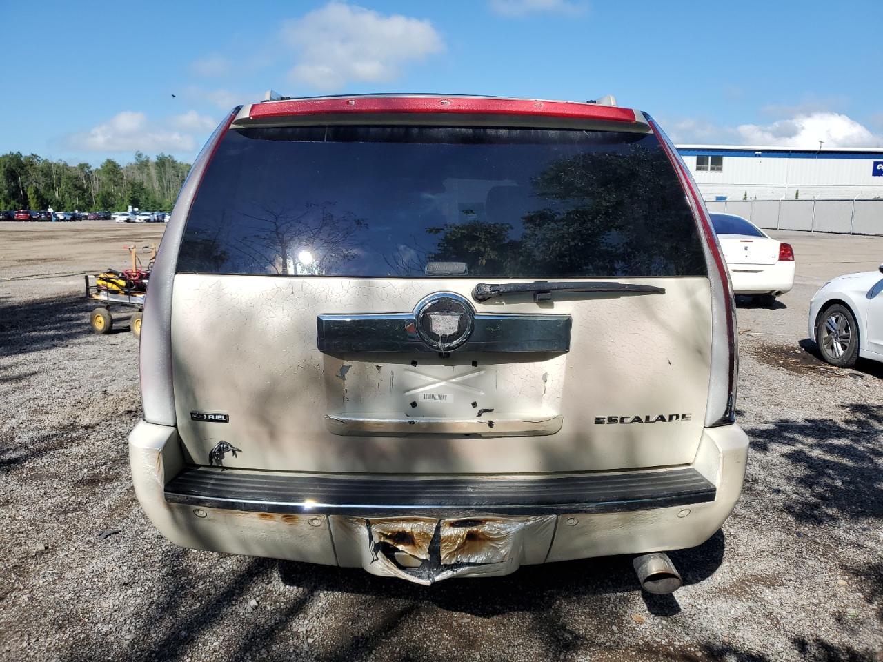 2009 Cadillac Escalade Luxury VIN: 1GYFK23269R251797 Lot: 69872775