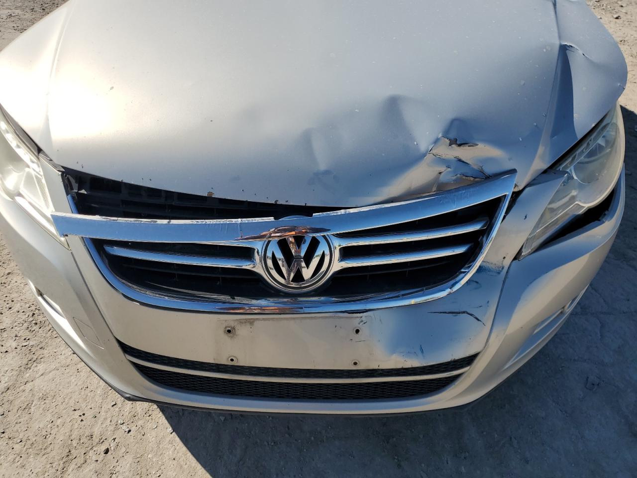 2011 Volkswagen Tiguan S VIN: WVGBV7AX9BW524239 Lot: 70093625