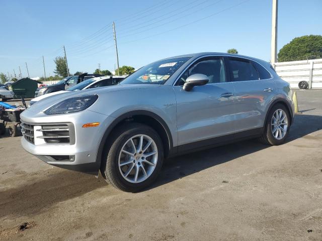  PORSCHE CAYENNE 2024 Srebrny
