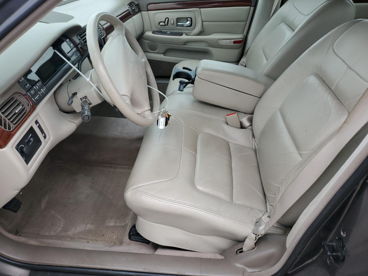 1998 Cadillac Deville VIN: 1G6KD54Y6WU798776 Lot: 69226375