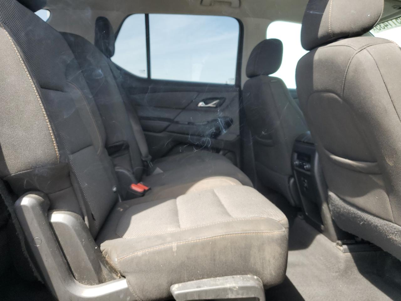 2018 Chevrolet Traverse Ls VIN: 1GNERFKW7JJ184081 Lot: 70511435