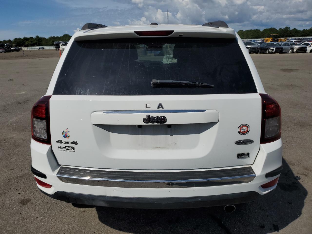 2016 Jeep Compass Latitude VIN: 1C4NJDEB7GD573968 Lot: 70646045