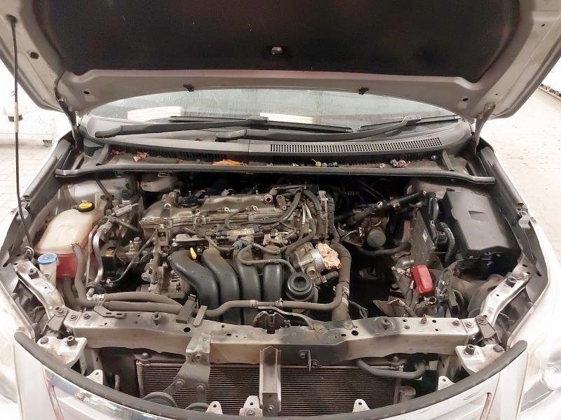 2009 TOYOTA AVENSIS TR